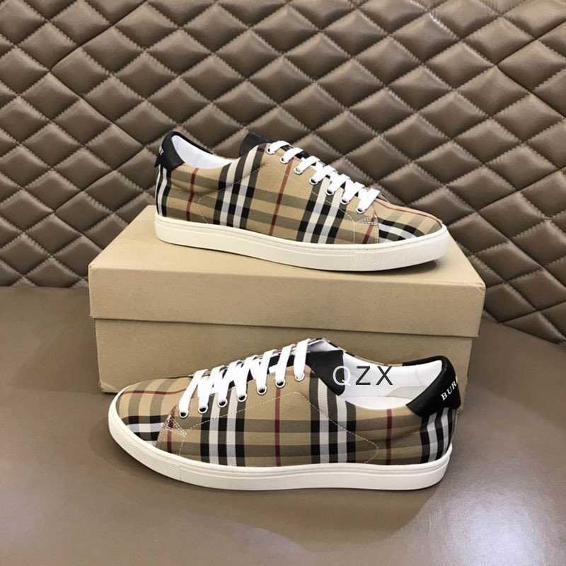 Burberry Men's Shoes 258